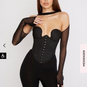 House of cb: MINA 
BLACK STRUCTURED CORSET